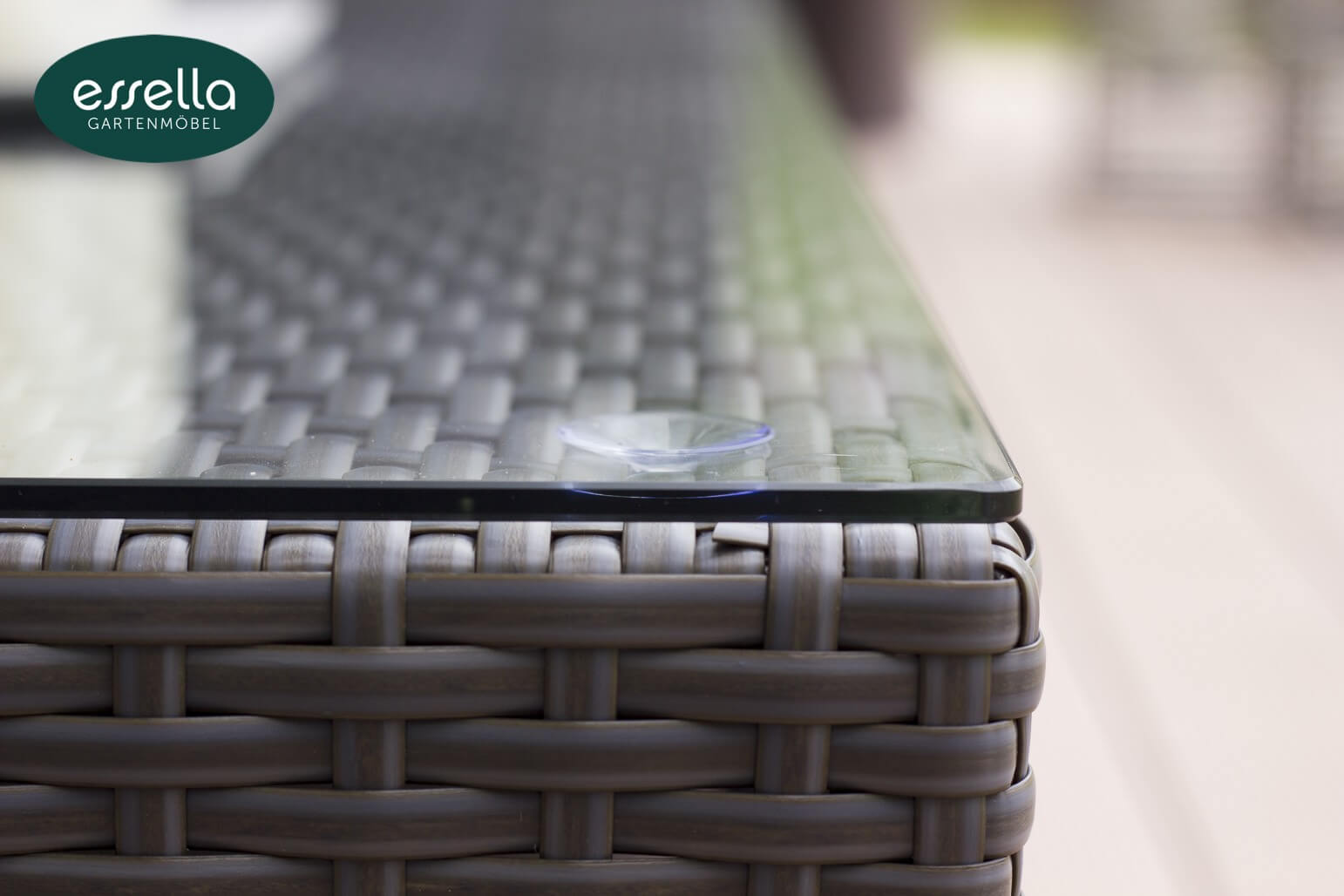 Essella Polyrattan Lounge "Monaco" : grau : flachgeflecht : gartenmode.de