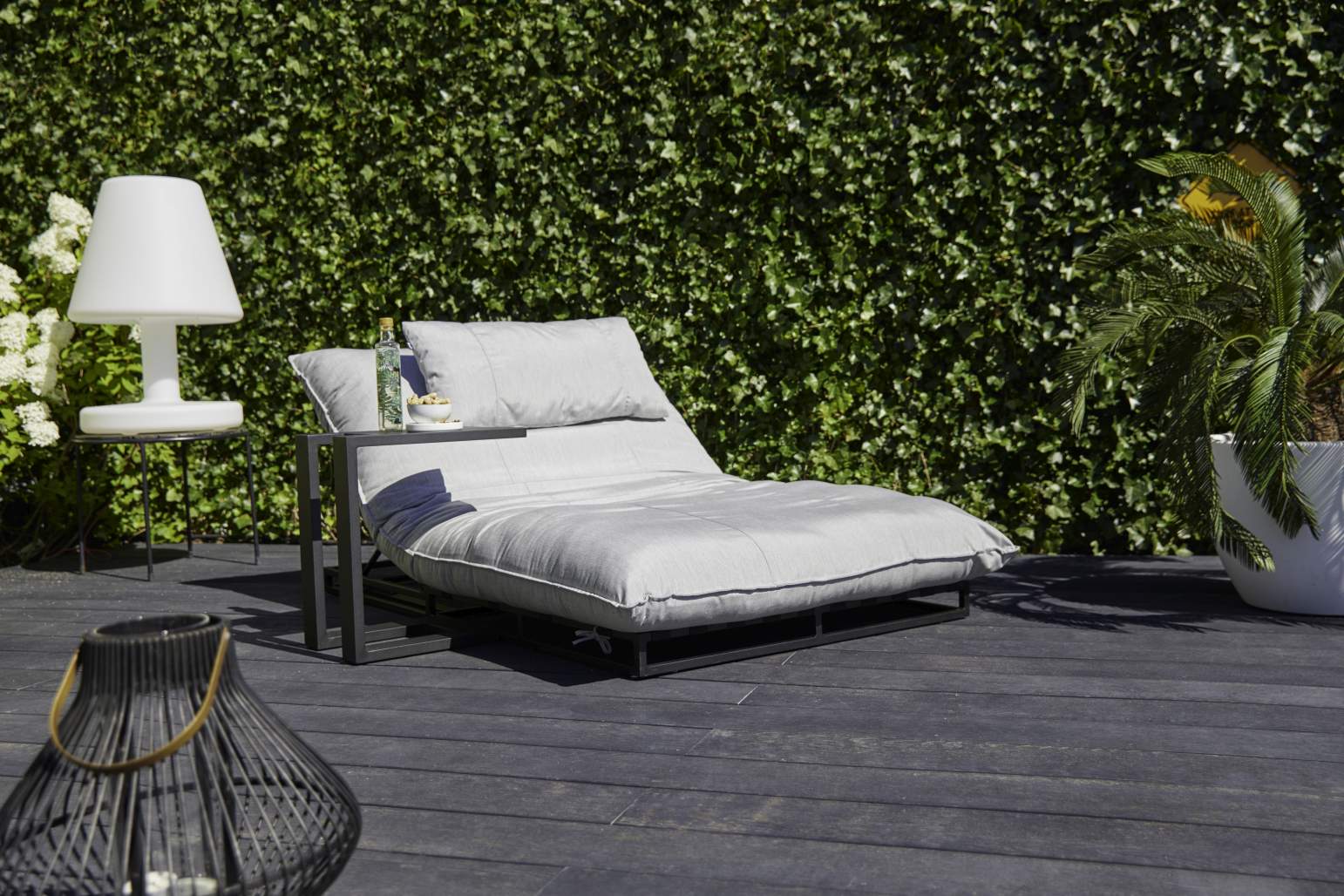 Aluminium Sonnenliege Emma - Lounge Bed mit Sunbrella bei Gartenmode