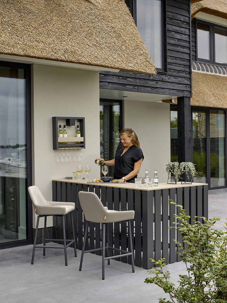 Aluminium Teakholz Bartisch Fiji