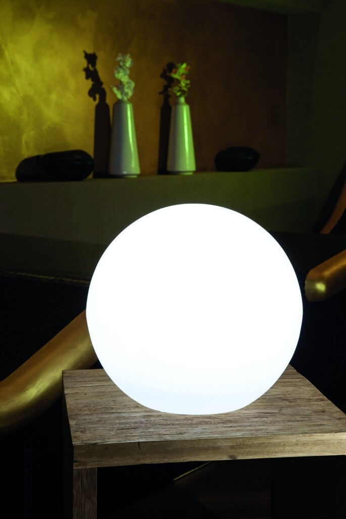 LED beleuchtete Dekokugel Balux in italienischem Design versch. Größen