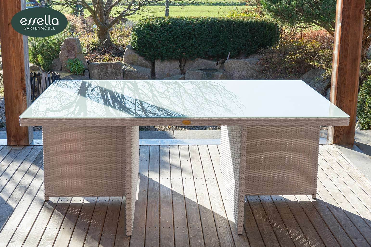 Essella Polyrattan Sitzgruppe "Vienna" : vintage-weiß : halbrundgeflecht : gartenmode.de