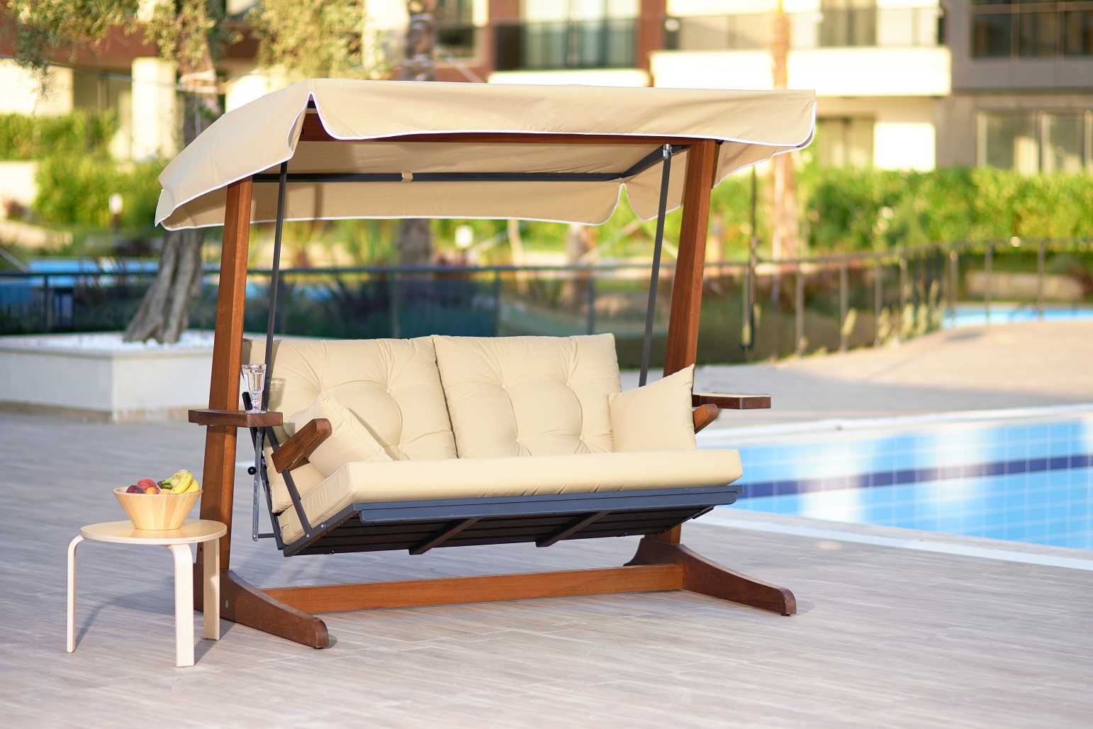 Hollywoodschaukel aus Iroko und Lärche Sia 2200 Camel