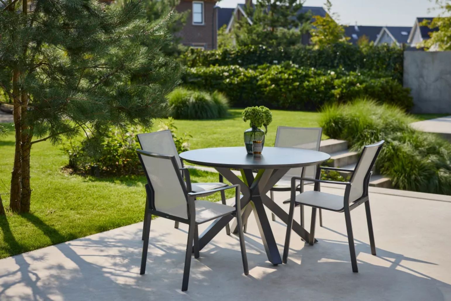 Essgruppe Lea und Xander rund 4-Personen