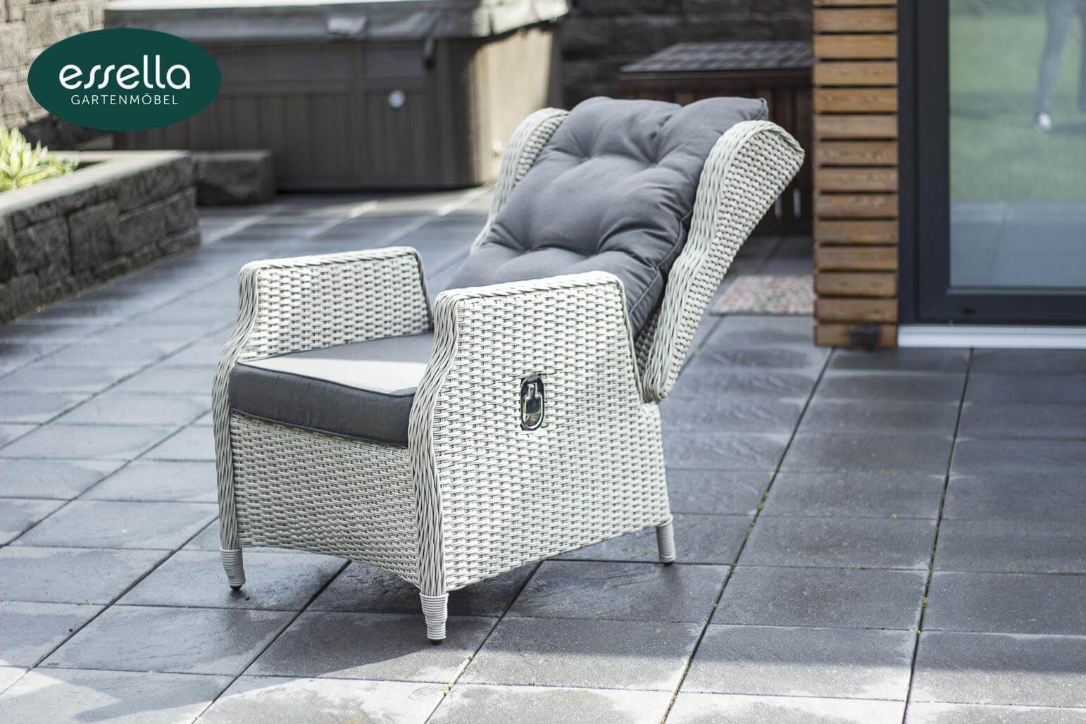 Essella Polyrattan Detail "Amsterdam" : vintage-weiß : halbrundgeflecht : gartenmode.de