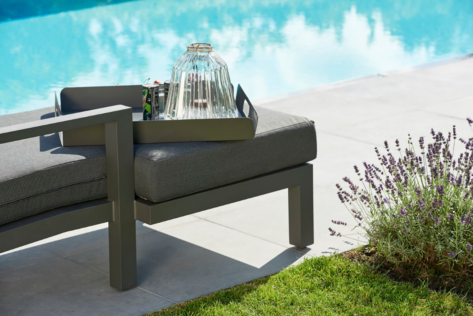 Aluminium Lounge Timber Lava