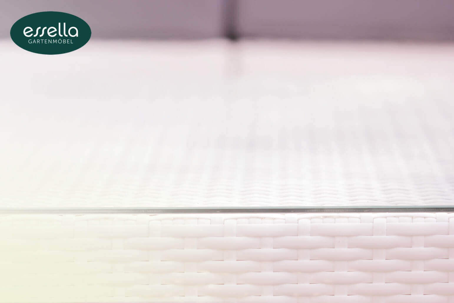 Essella Polyrattan Lounge "Melbourne" : weiss : flachgeflecht : gartenmode.de