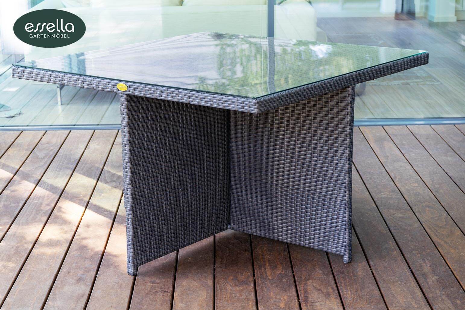 Essella Polyrattan Sitzgruppe "Vienna" : grau : flachgeflecht : gartenmode.de