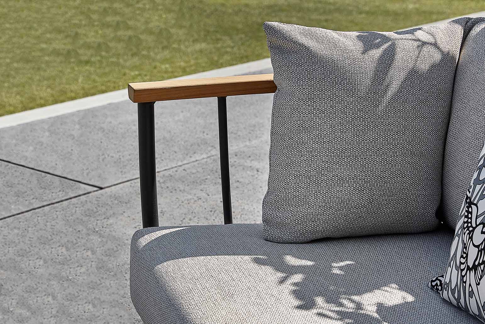 Große Apple Bee Aluminium mit Teak Lounge Condor im Set