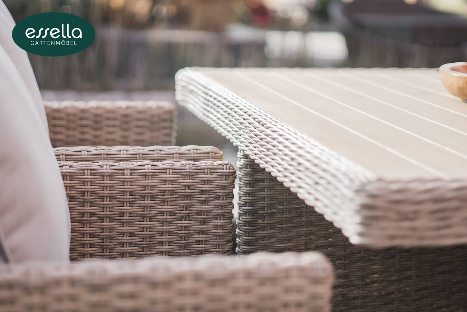 Essella Polyrattan Sitzgruppe "Vienna" : hellbraun : rundgeflecht - optik : polywood - Tischplatte : gartenmode.de